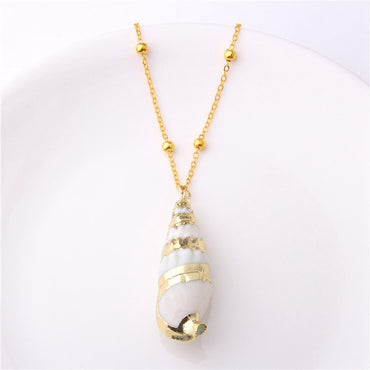 Beach Shell Pendant Necklace