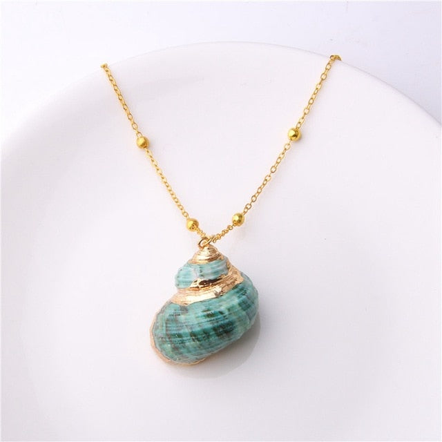 Beach Shell Pendant Necklace