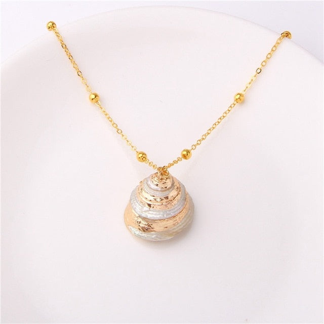 Beach Shell Pendant Necklace