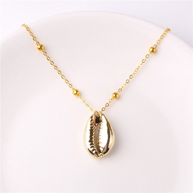 Beach Shell Pendant Necklace