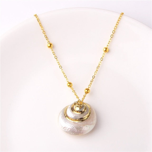 Beach Shell Pendant Necklace