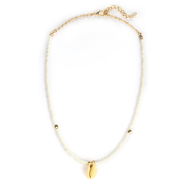 Rhinestone Shell Choker Pendant