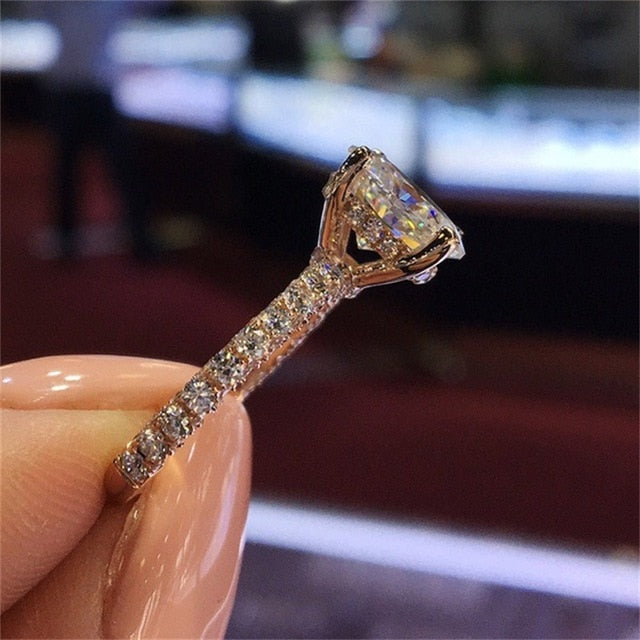 Round Shape Cubic Ring