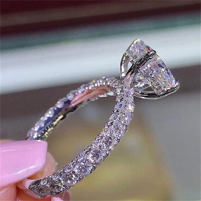 Round Shape Cubic Ring
