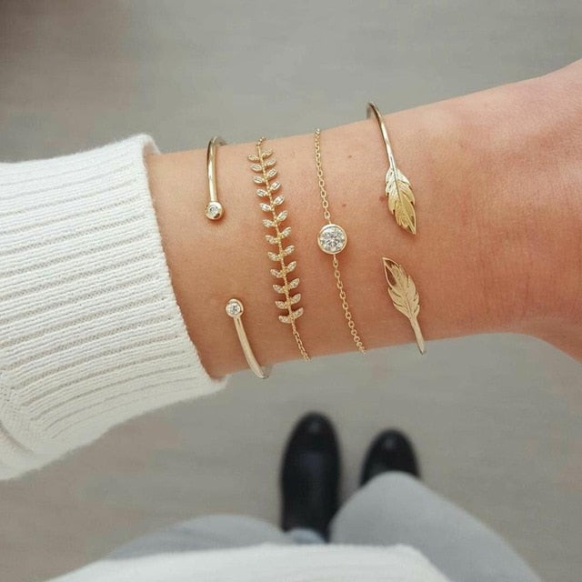 4 Pcs/ Charm Bracelet Bangles
